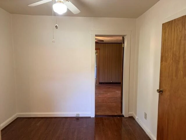 1042 Carrie LN - Photo 6