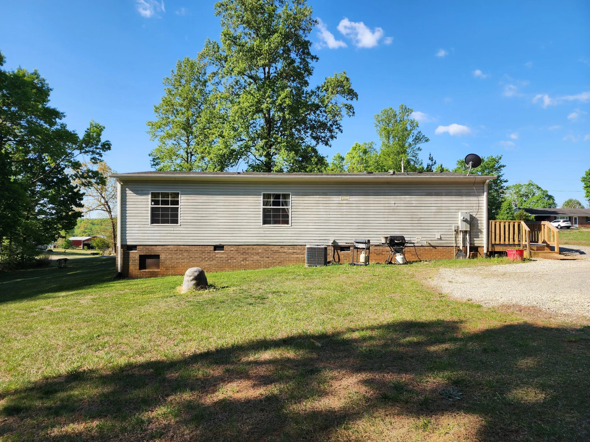 1161 Ruritan RD - Photo 16