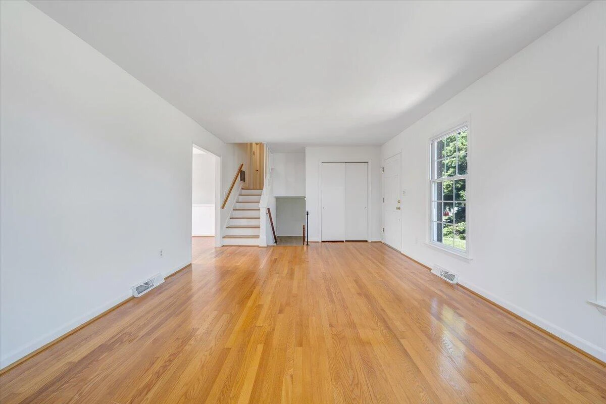 812 Kimball AVE - Photo 15