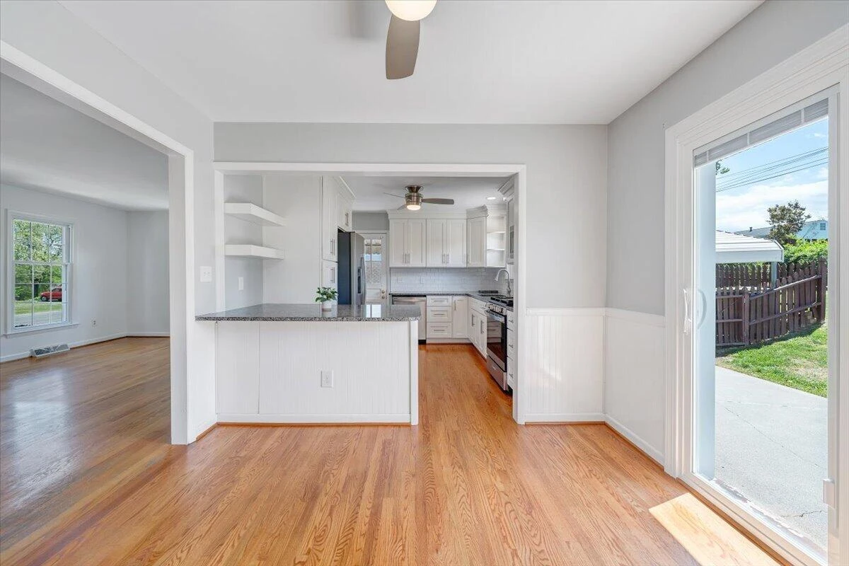 812 Kimball AVE - Photo 18