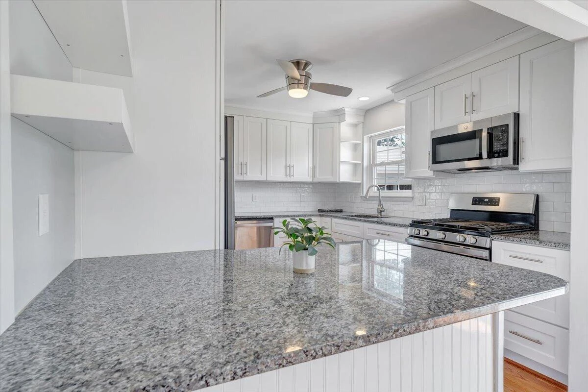 812 Kimball AVE - Photo 21