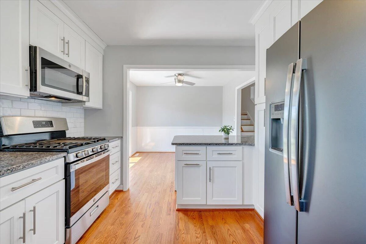 812 Kimball AVE - Photo 26