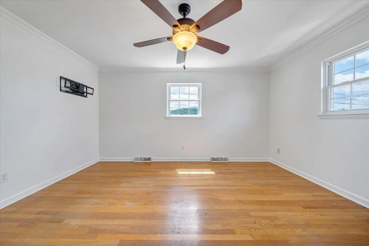 812 Kimball AVE - Photo 34