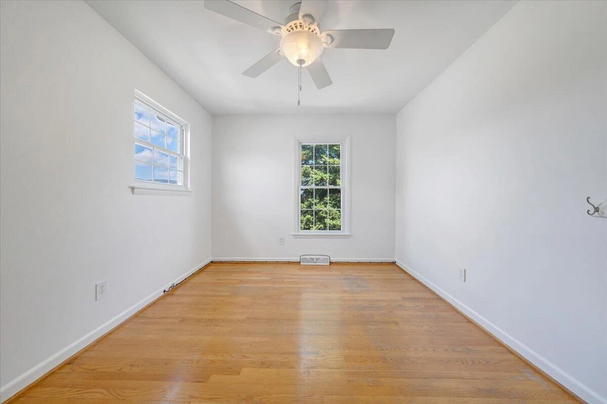812 Kimball AVE - Photo 36