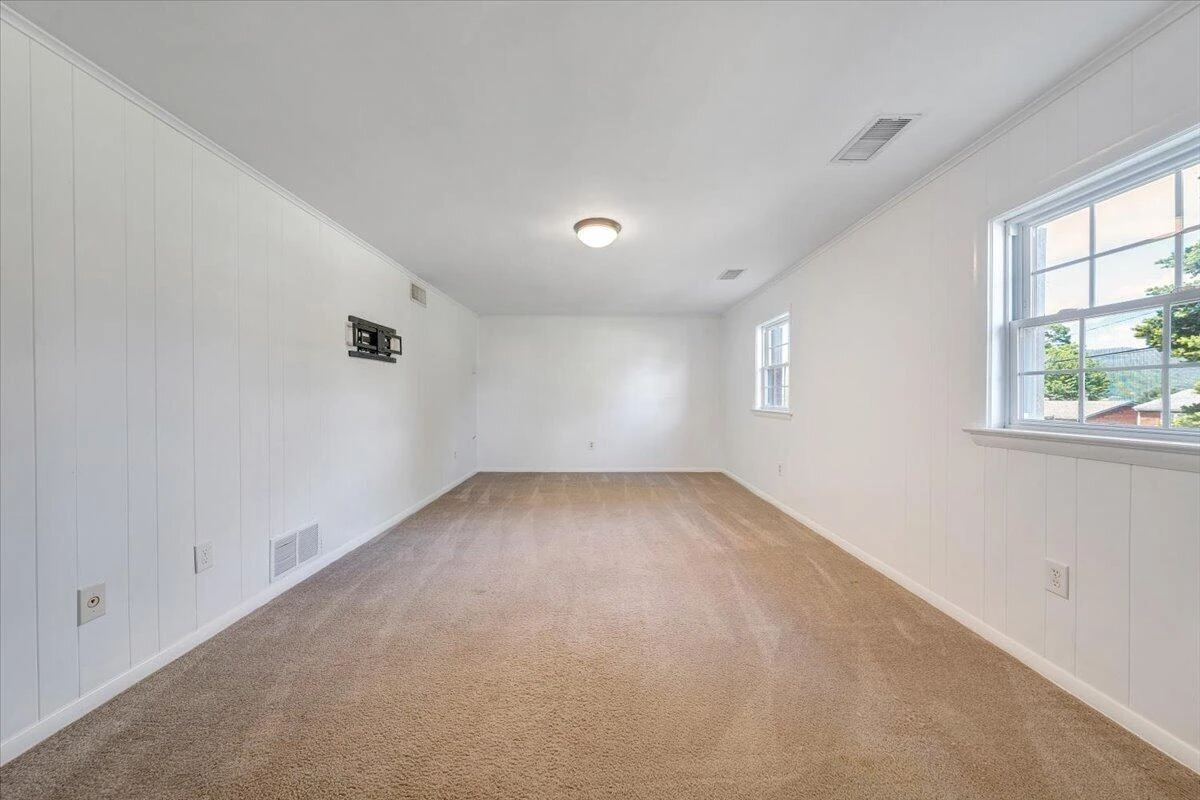 812 Kimball AVE - Photo 39