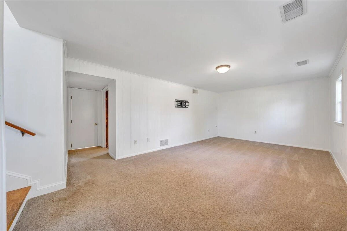 812 Kimball AVE - Photo 40