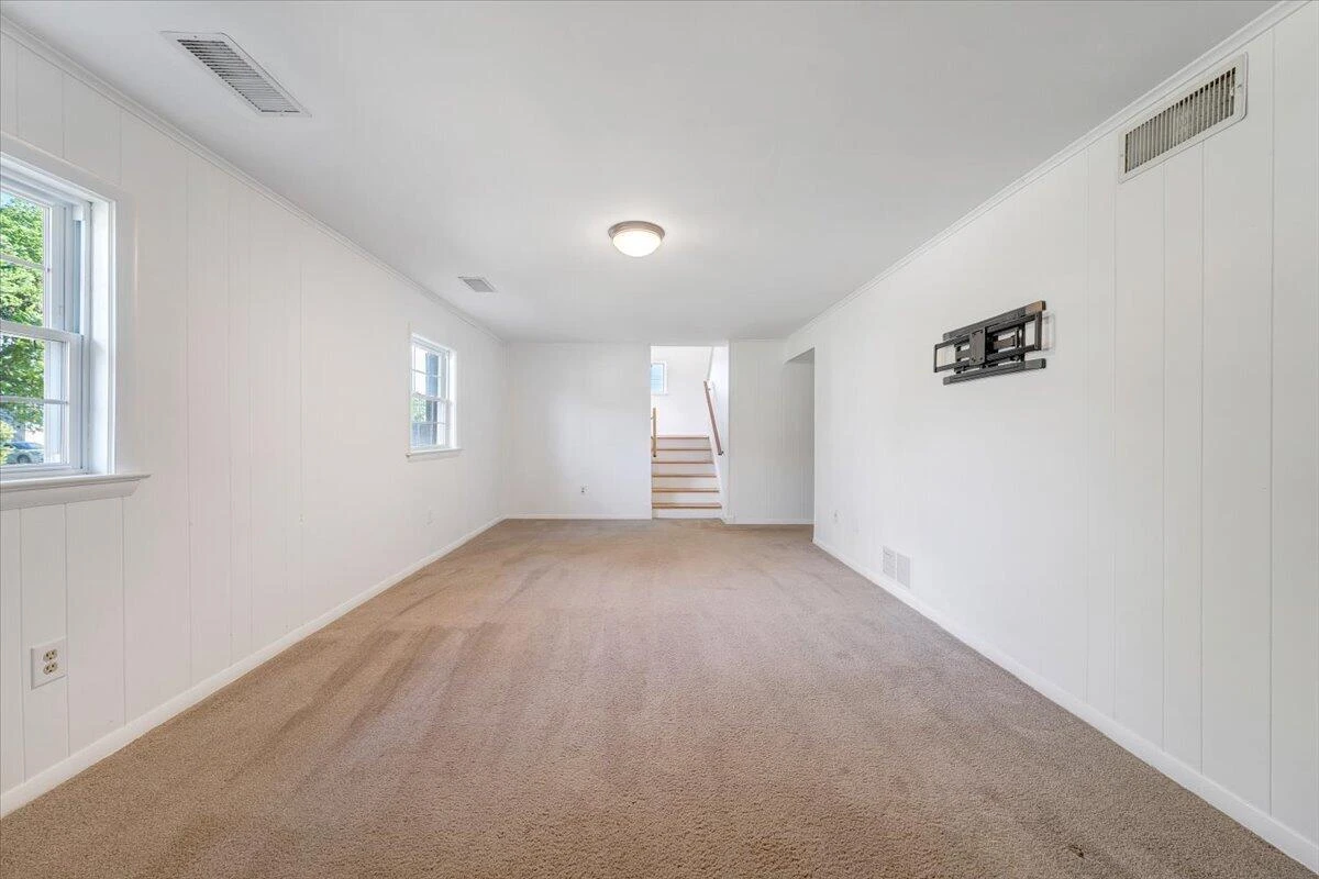 812 Kimball AVE - Photo 42