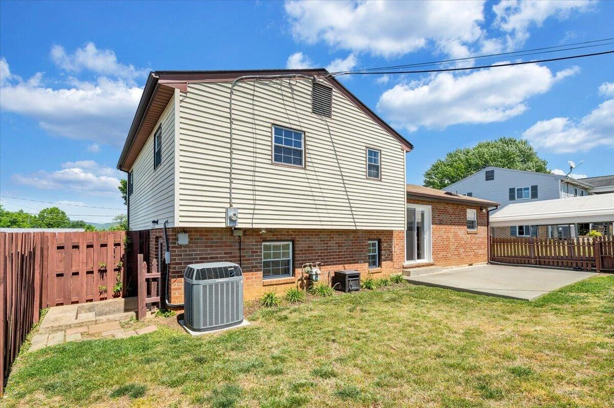 812 Kimball AVE - Photo 56