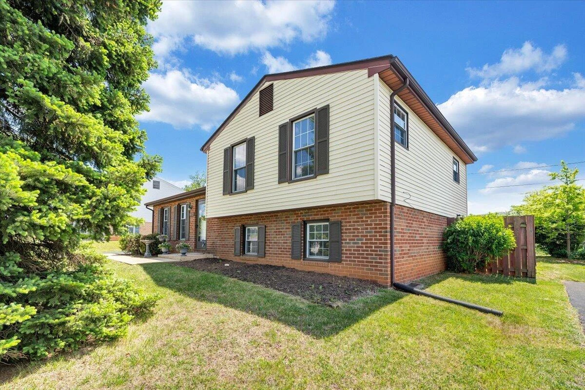 812 Kimball AVE - Photo 62