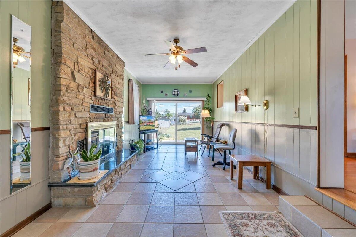 1156 Starmount AVE - Photo 15