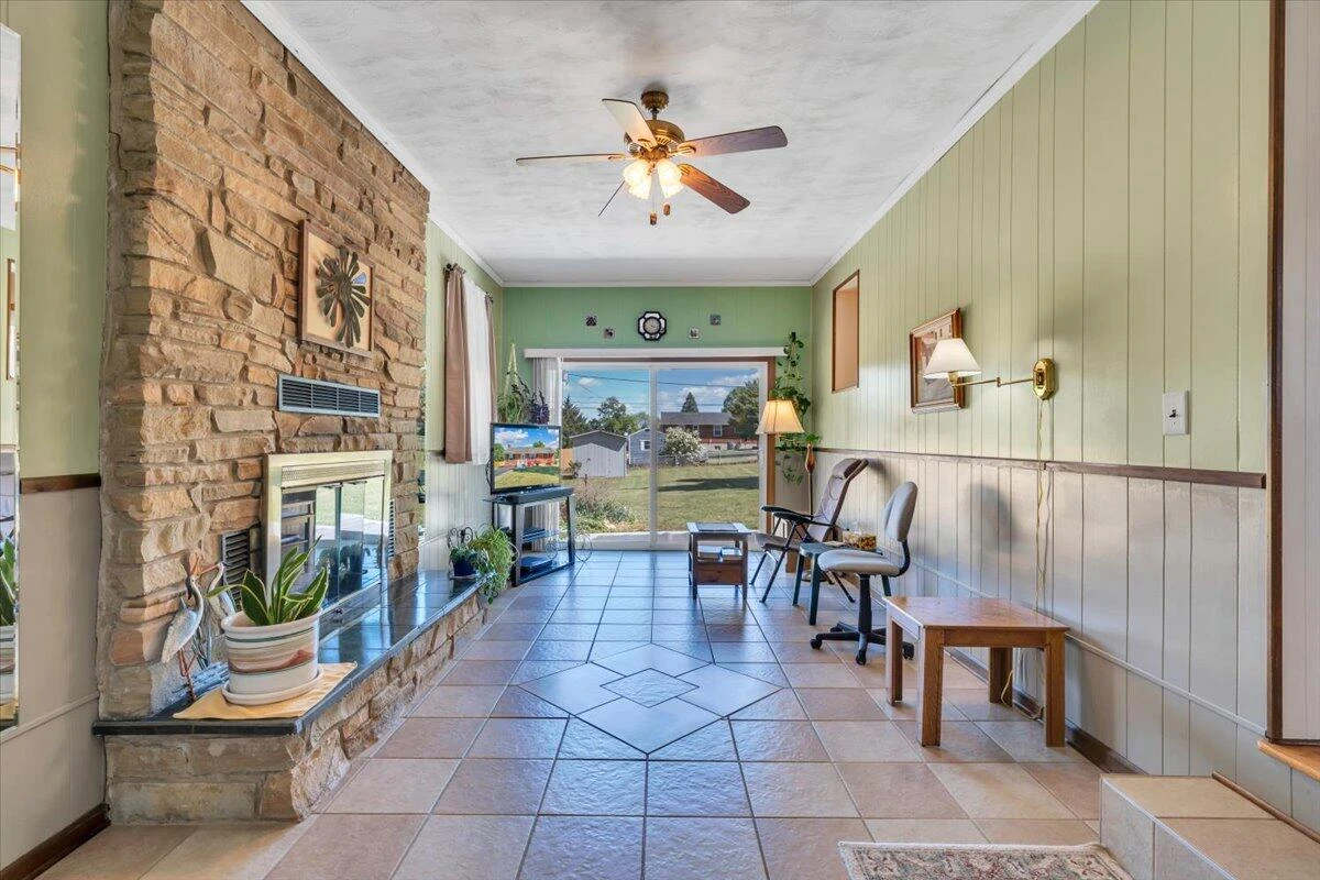 1156 Starmount AVE - Photo 16
