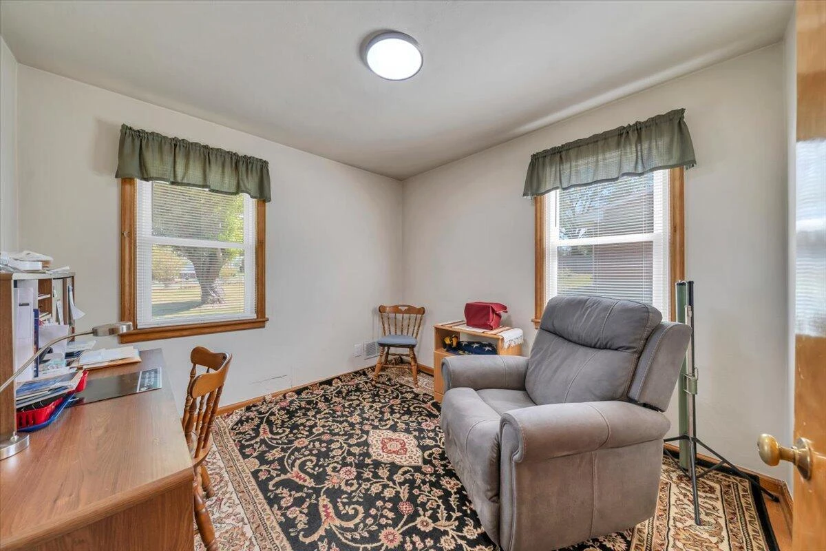 1156 Starmount AVE - Photo 20