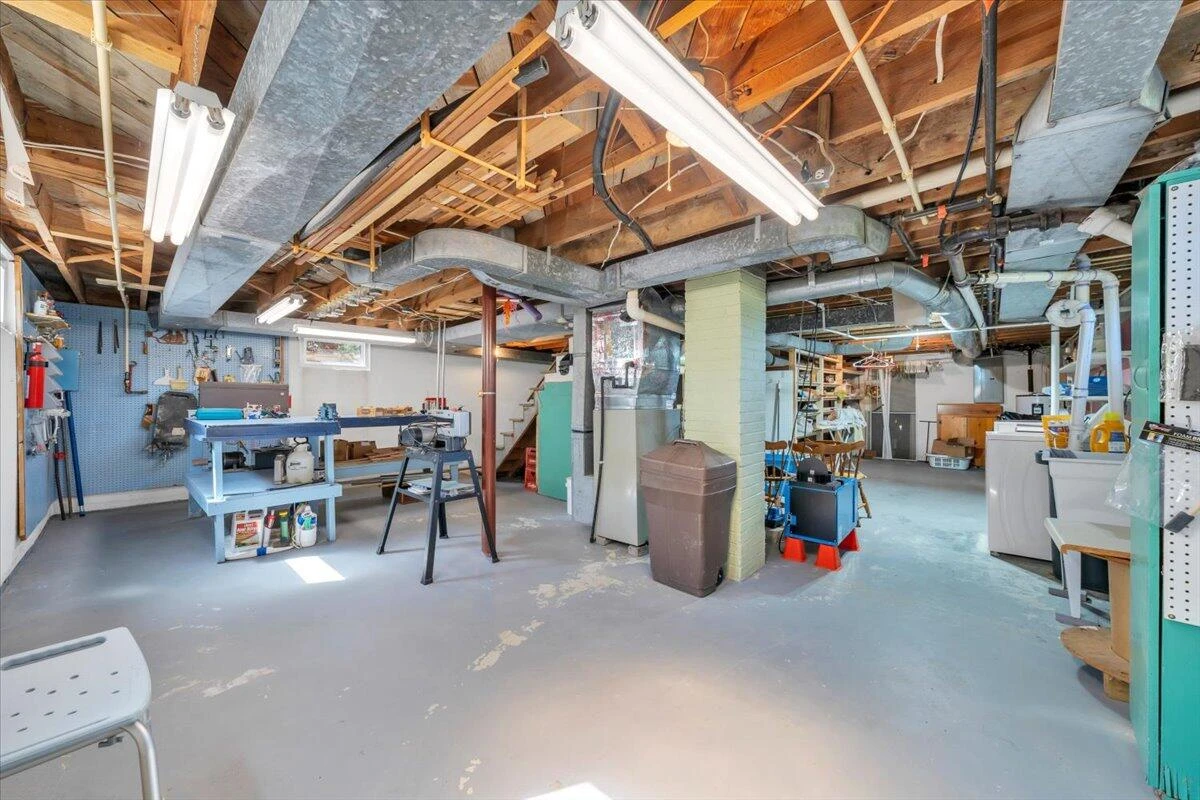 1156 Starmount AVE - Photo 23