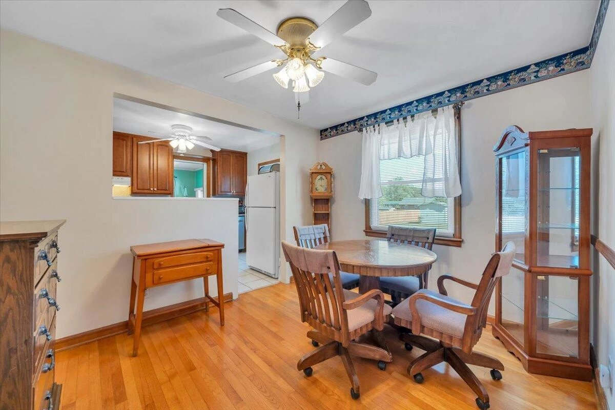 1156 Starmount AVE - Photo 7