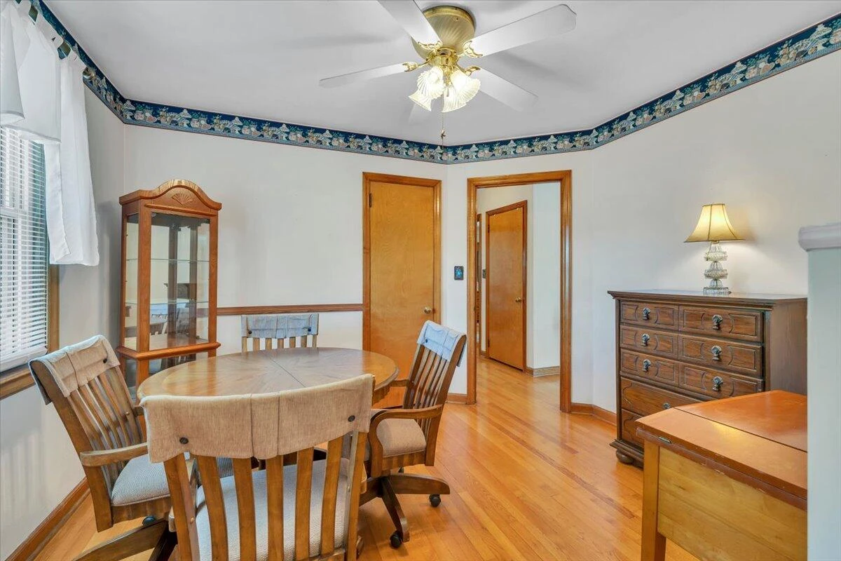 1156 Starmount AVE - Photo 8