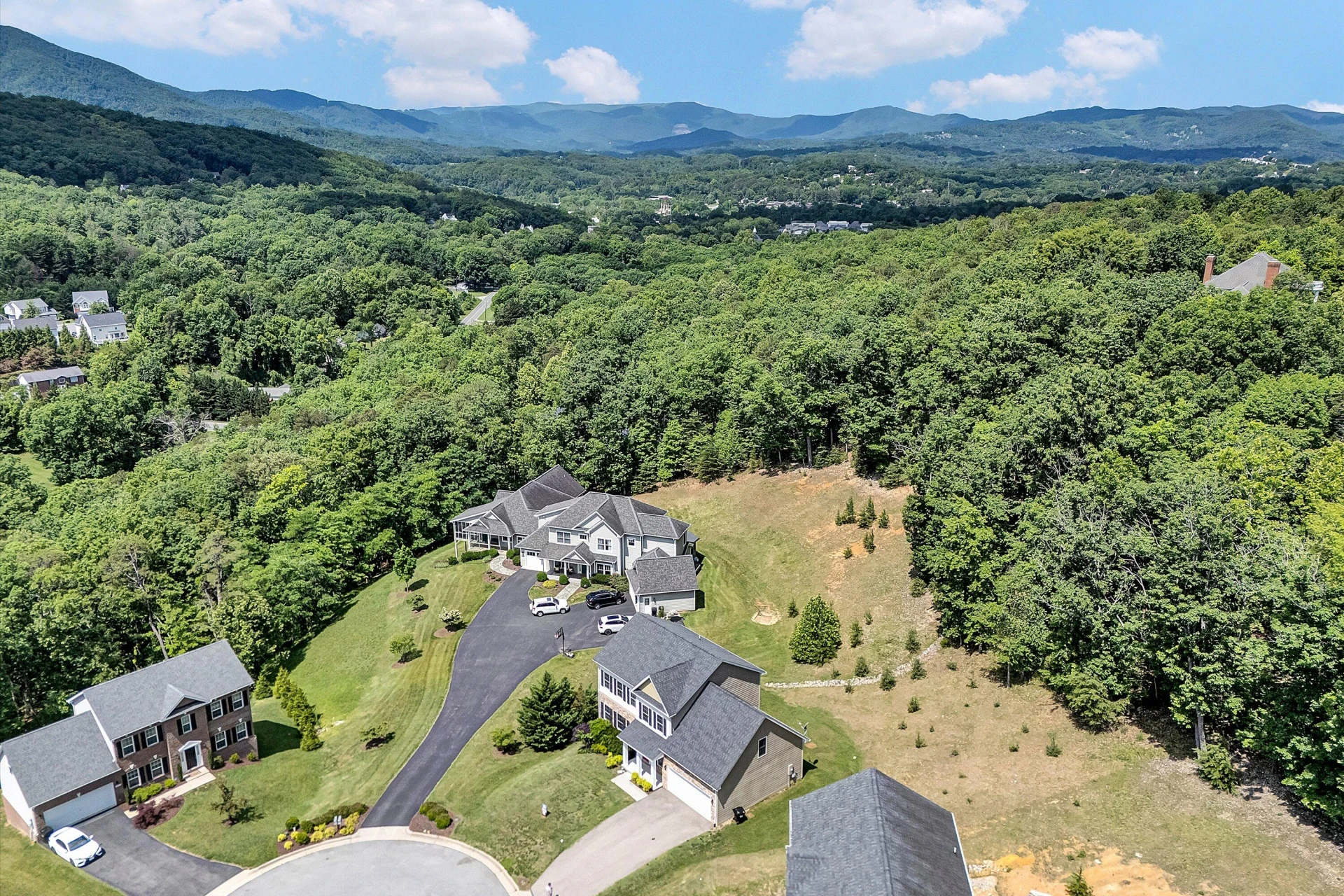 4235 Berkeley Place DR - Photo 9