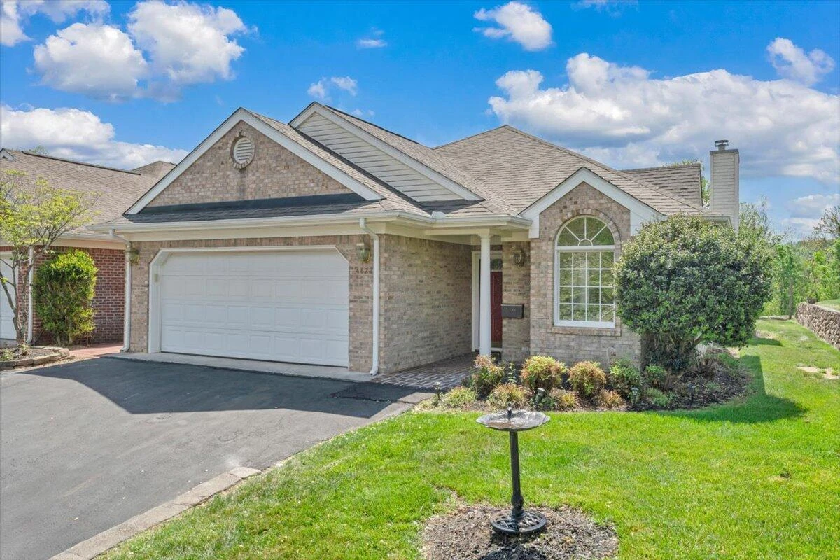 4822 Cave Spring LN - Photo 2