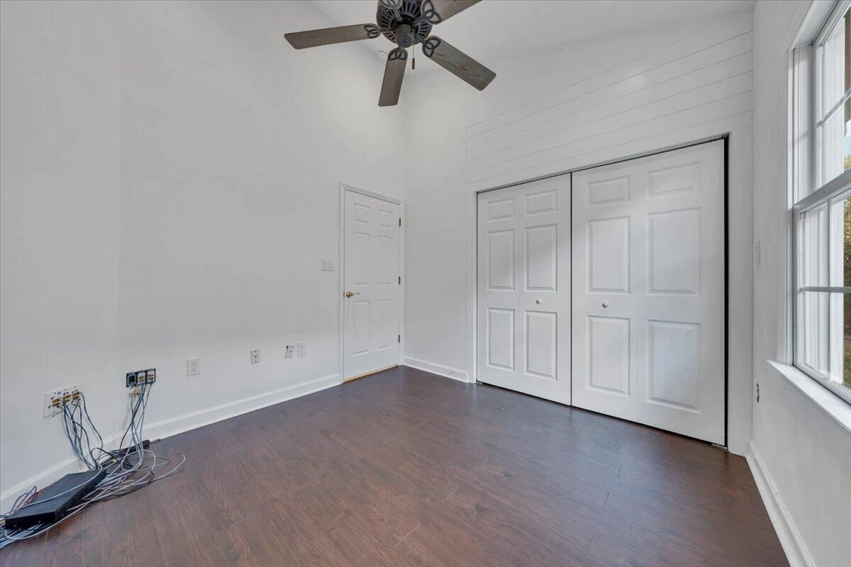 4822 Cave Spring LN - Photo 31