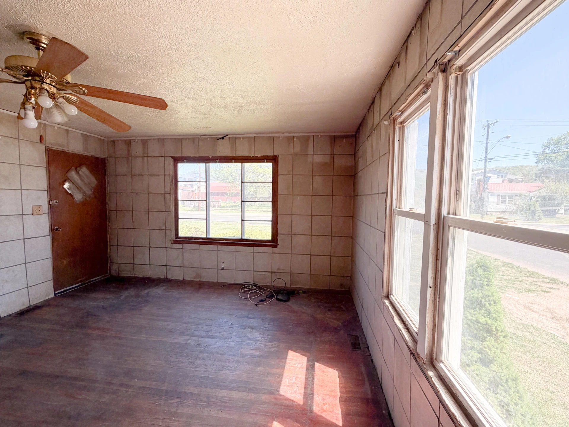 314 S Craig AVE - Photo 10