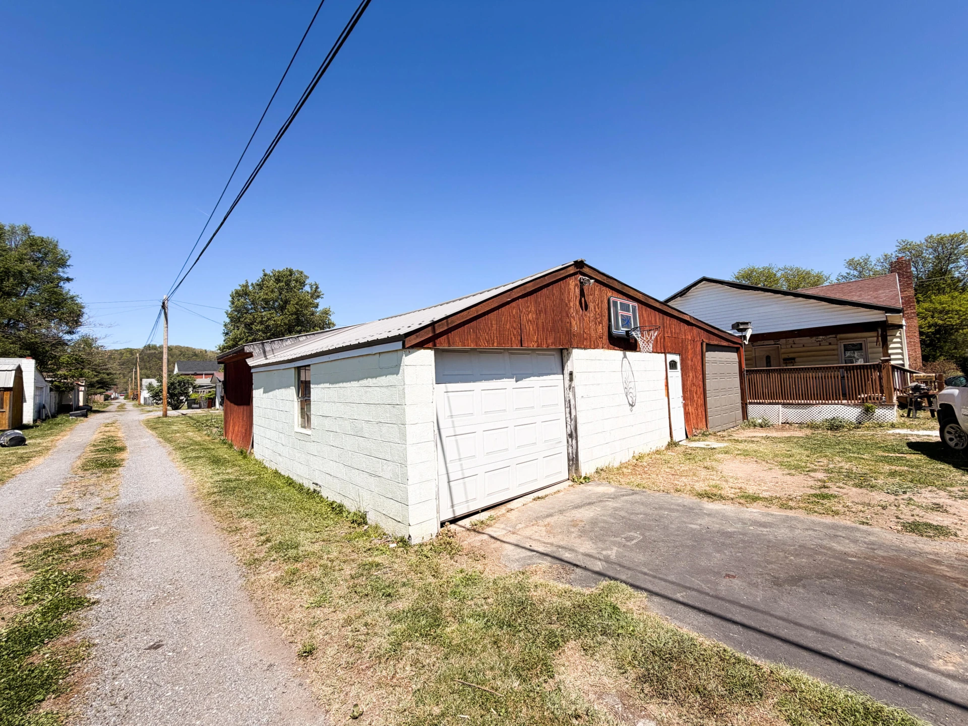 314 S Craig AVE - Photo 4