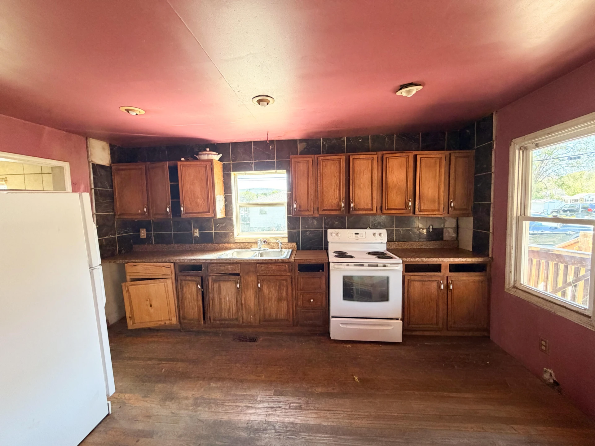 314 S Craig AVE - Photo 7