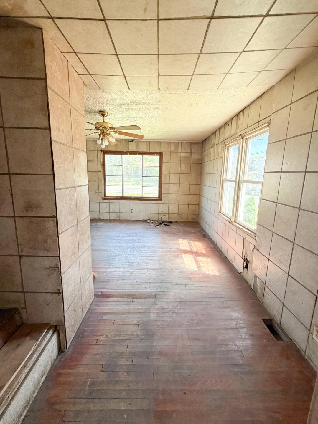 314 S Craig AVE - Photo 9
