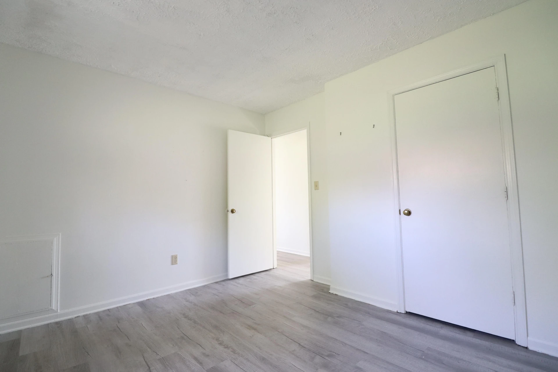 5703 Green Ridge RD - Photo 10