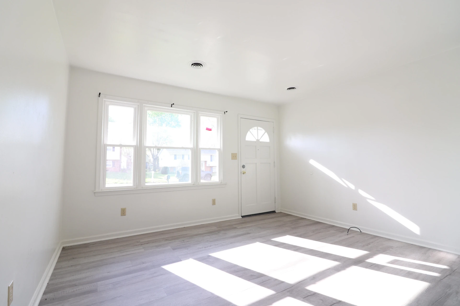5703 Green Ridge RD - Photo 5
