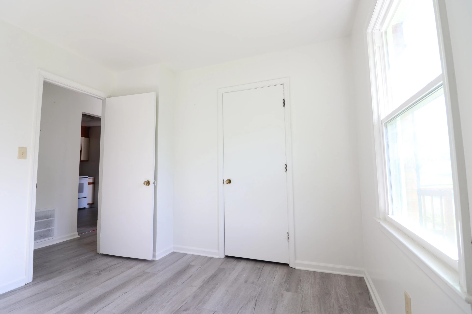 5703 Green Ridge RD - Photo 8