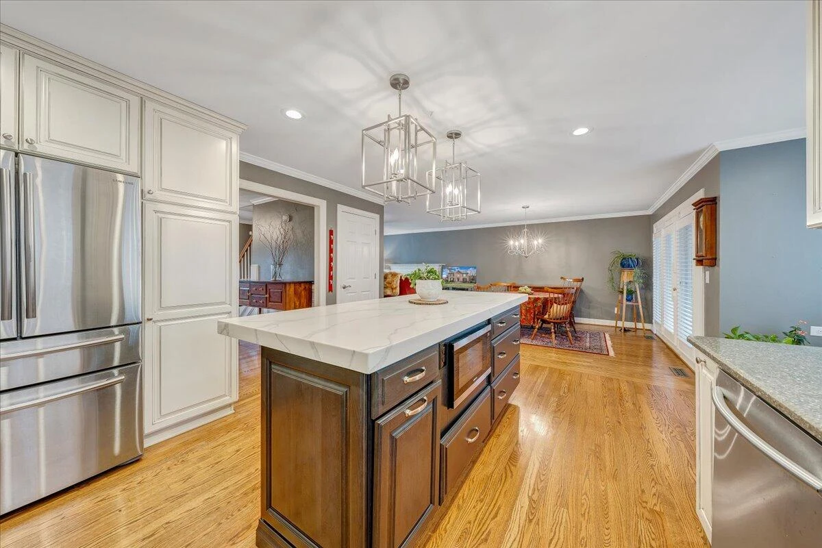 4434 Brentwood CT - Photo 11
