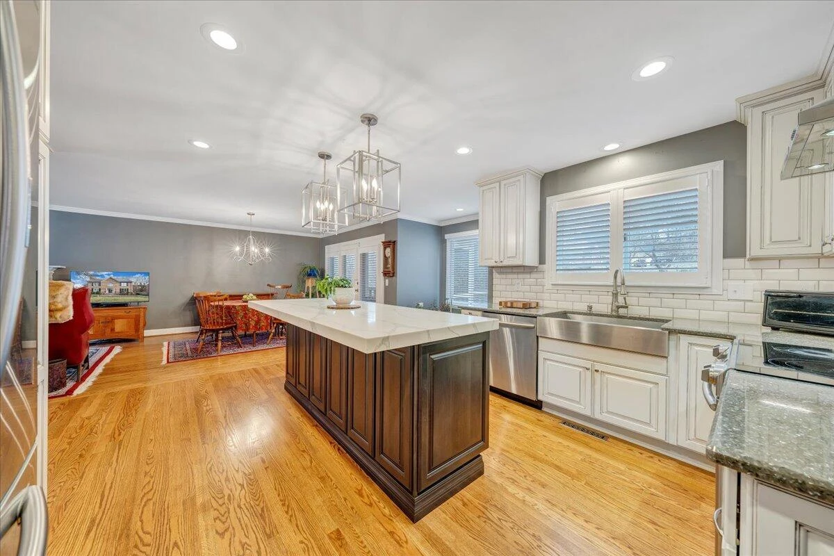 4434 Brentwood CT - Photo 12