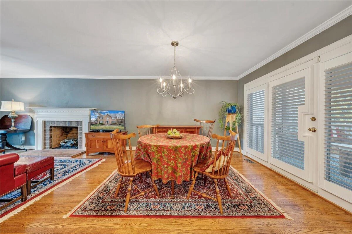 4434 Brentwood CT - Photo 14