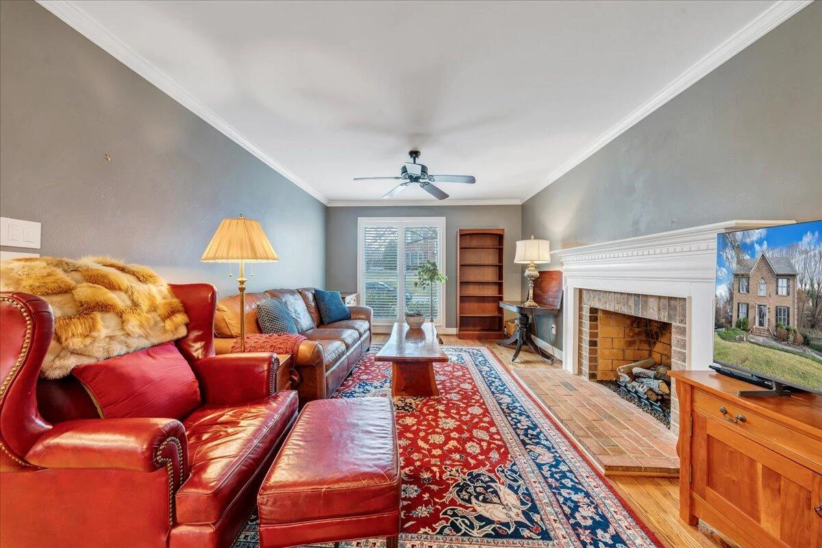 4434 Brentwood CT - Photo 15