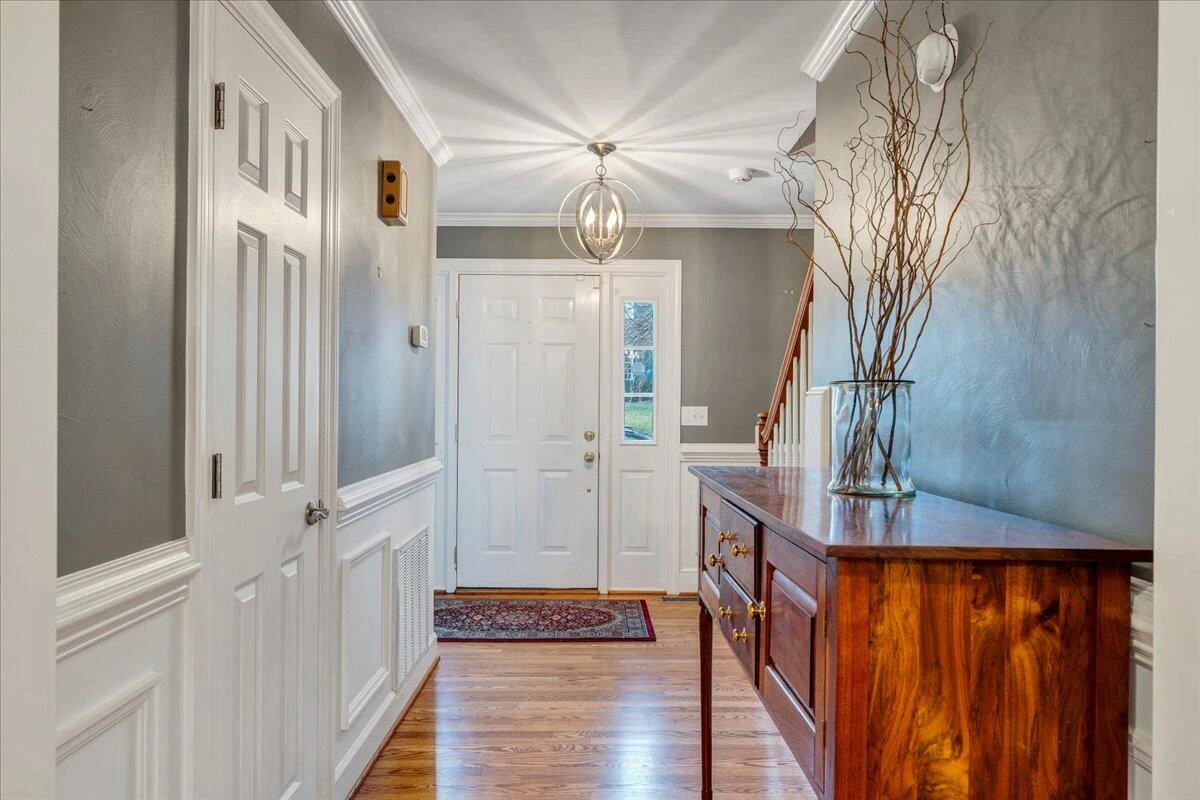 4434 Brentwood CT - Photo 3