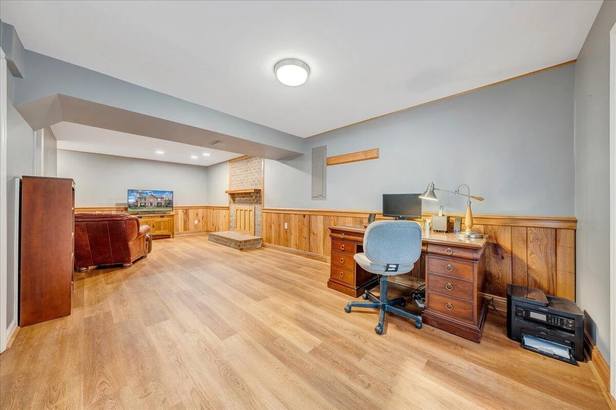 4434 Brentwood CT - Photo 34
