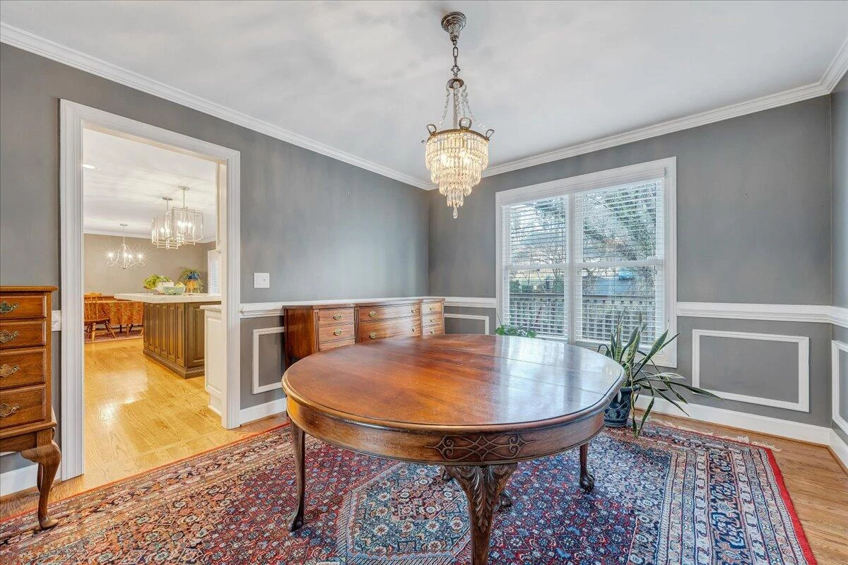 4434 Brentwood CT - Photo 9