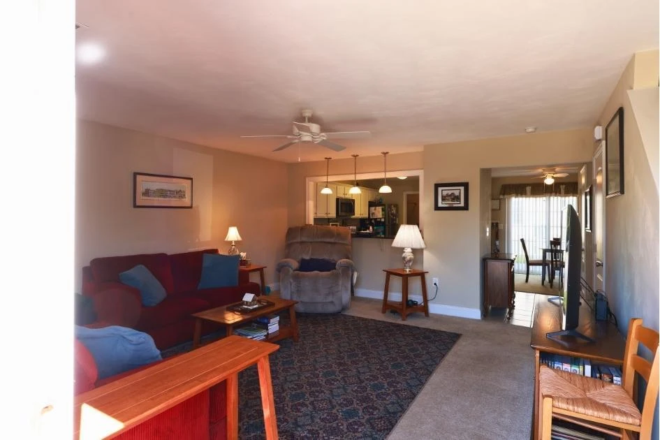 6729 Village Green DR - Photo 12