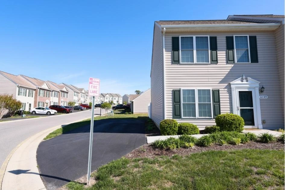 6729 Village Green DR - Photo 2