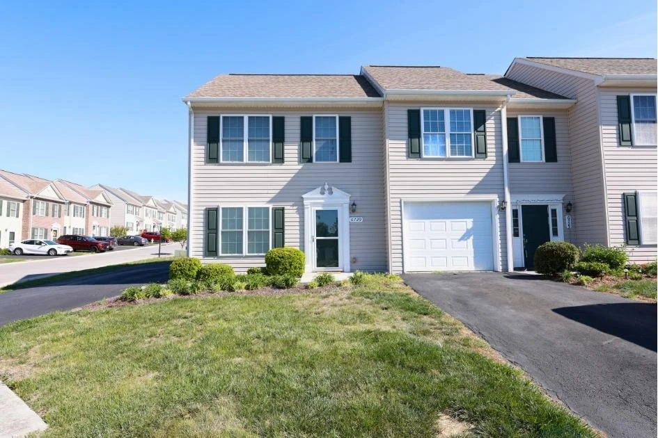 6729 Village Green DR - Photo 9