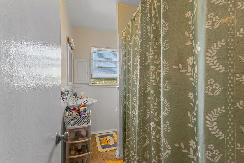 1905 Oxford AVE SW - Photo 14