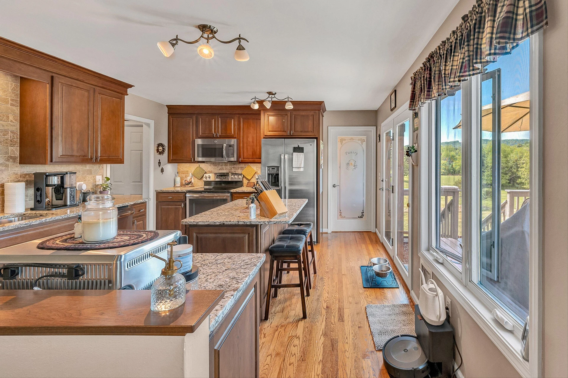 384 Deer Haven DR - Photo 16