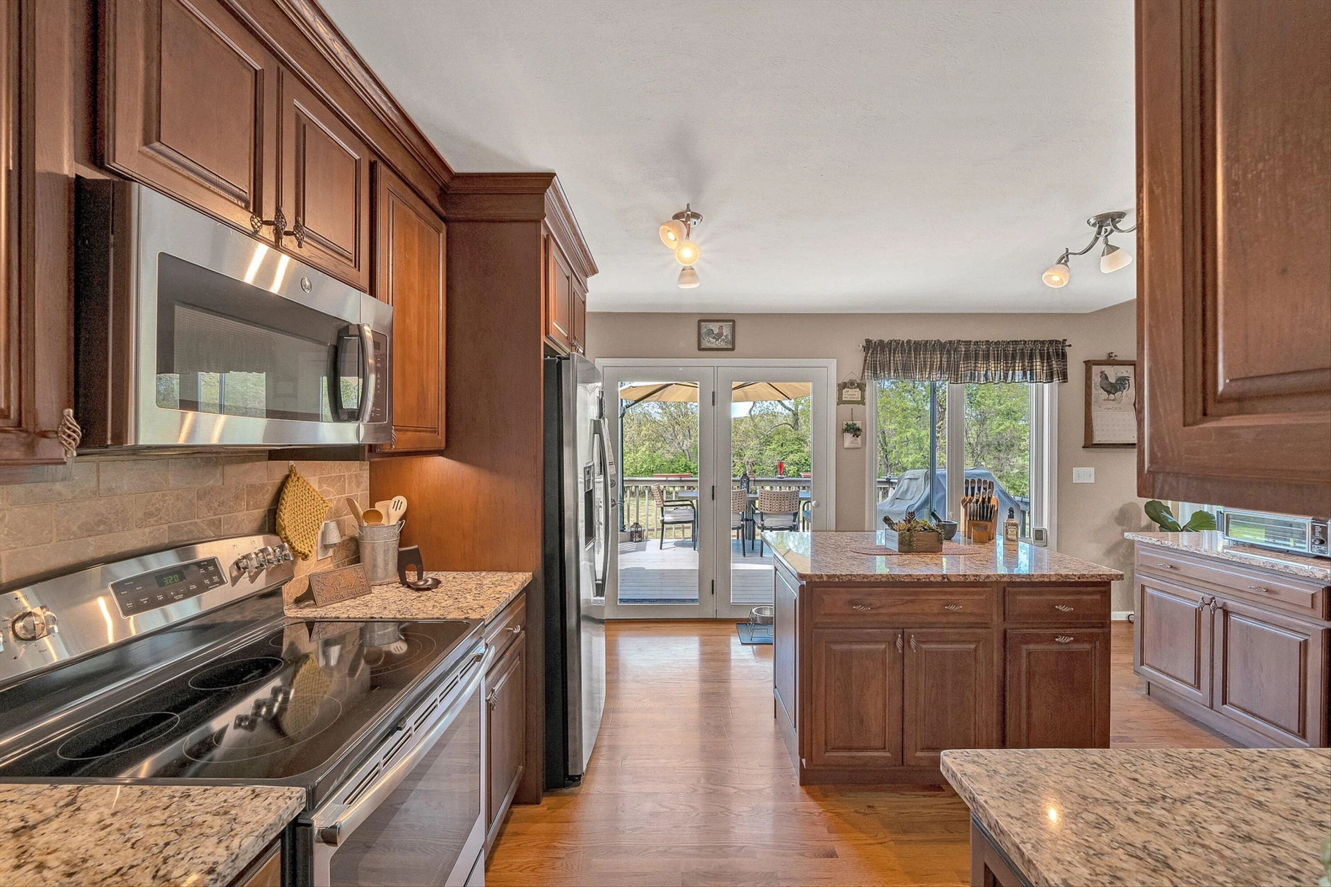 384 Deer Haven DR - Photo 19