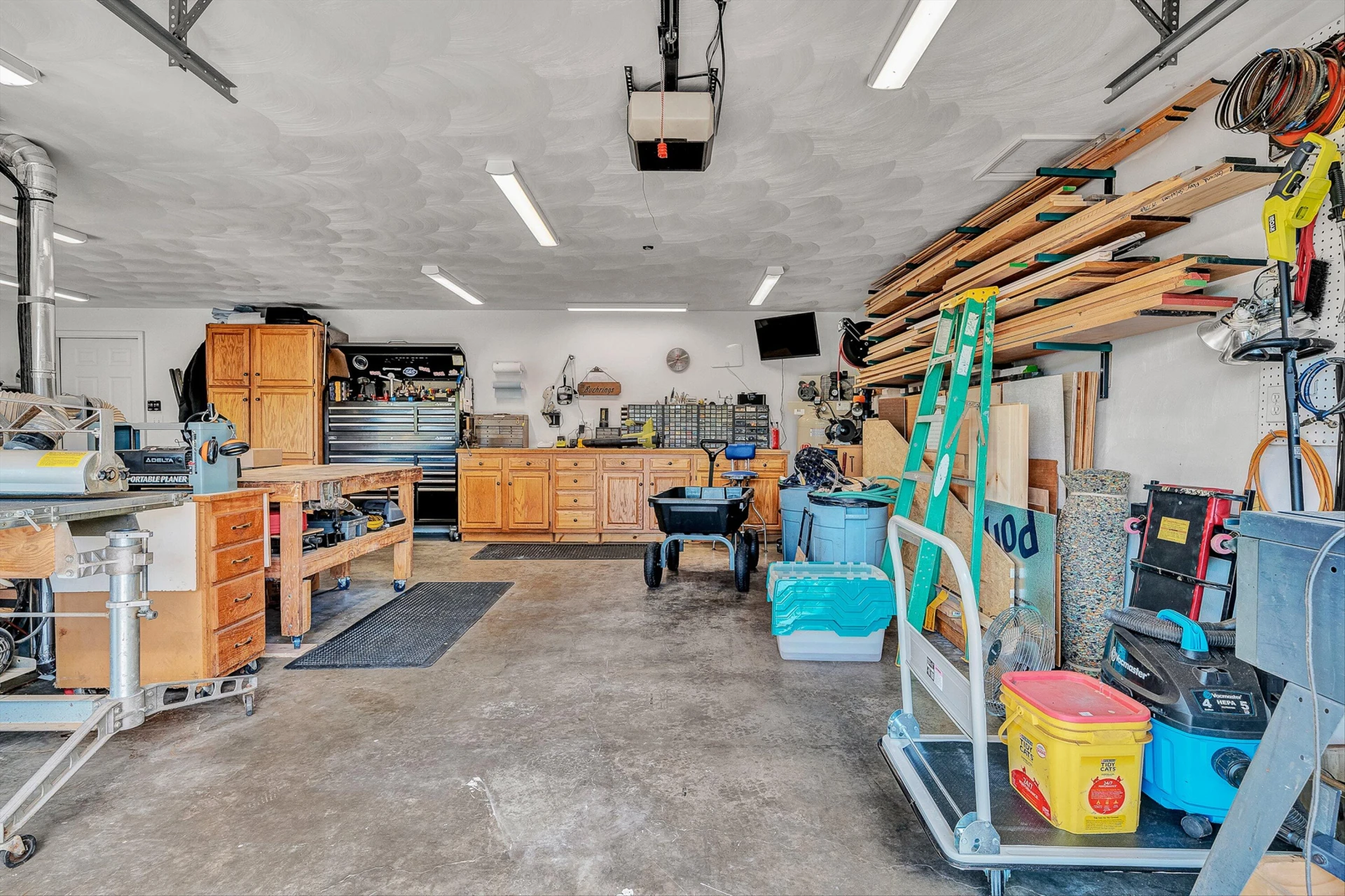 384 Deer Haven DR - Photo 40