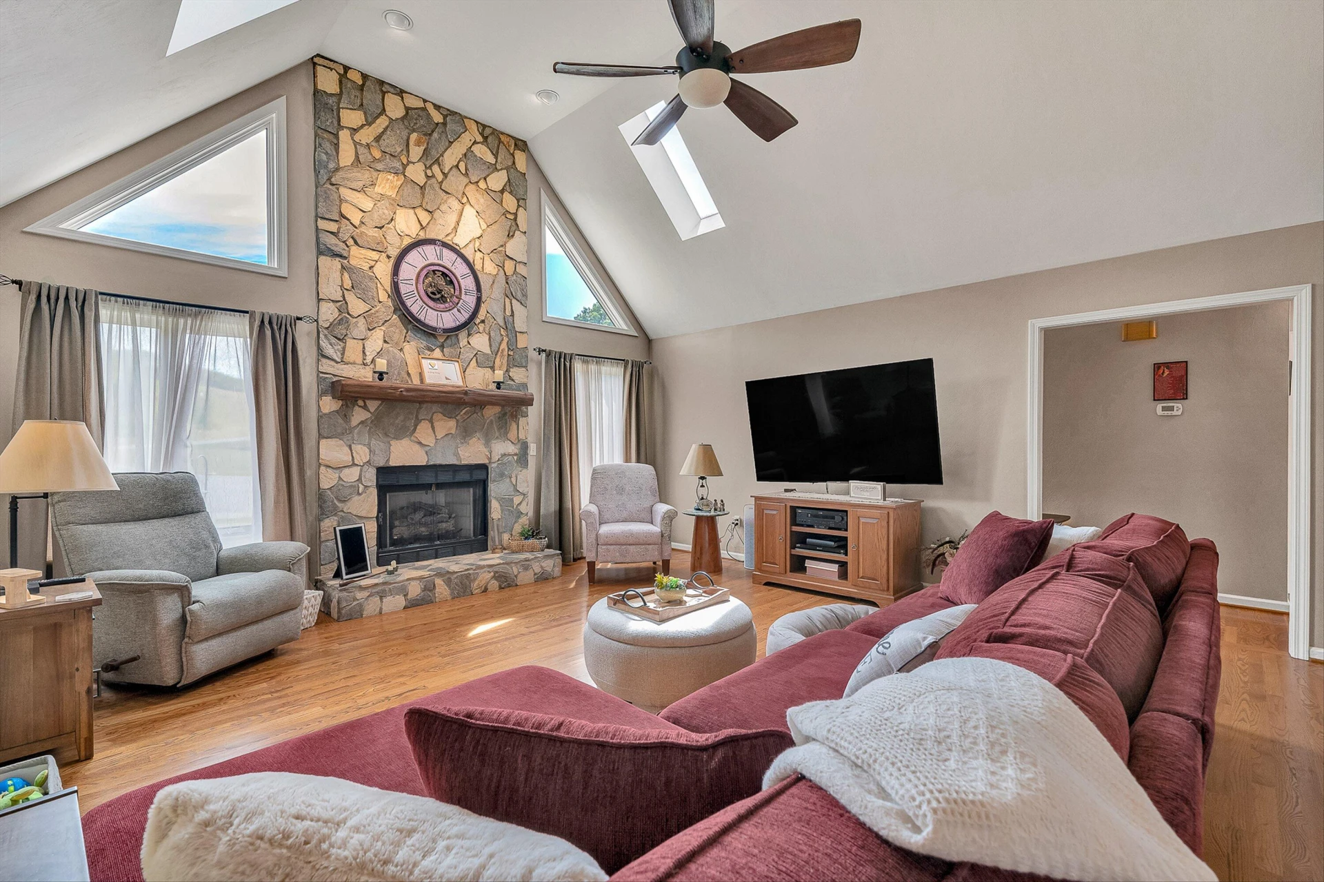 384 Deer Haven DR - Photo 8