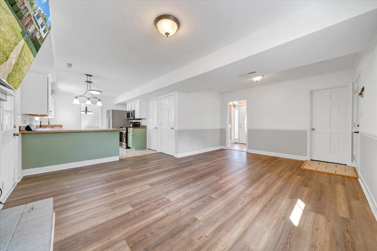 1036 Howell DR - Photo 21