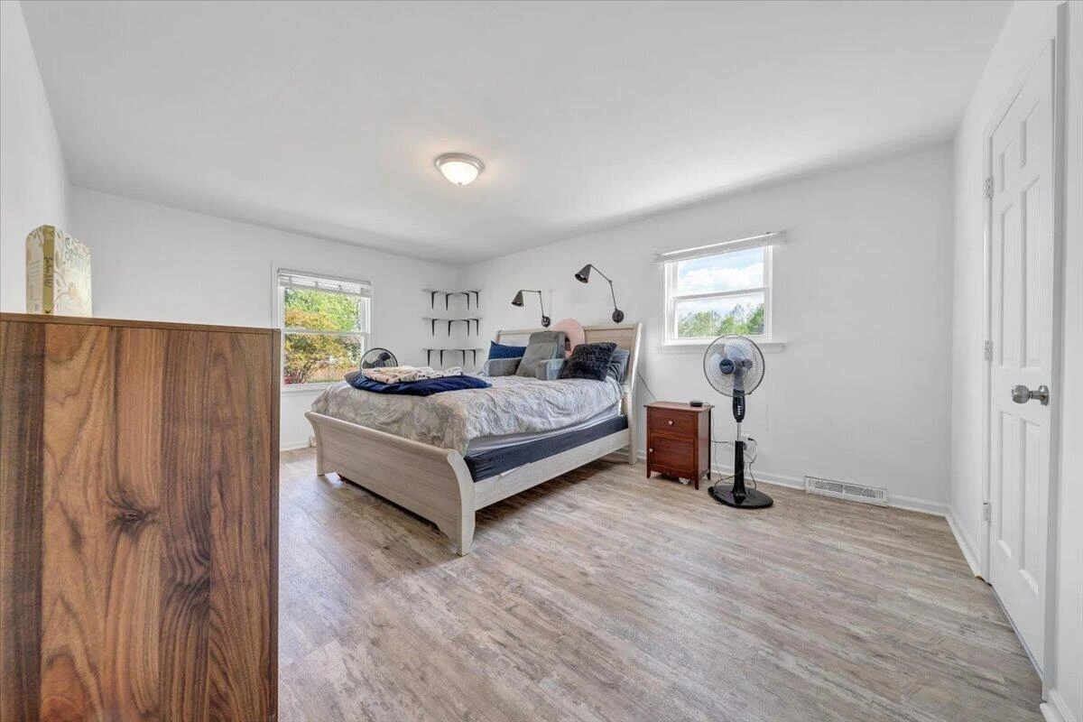 1036 Howell DR - Photo 24