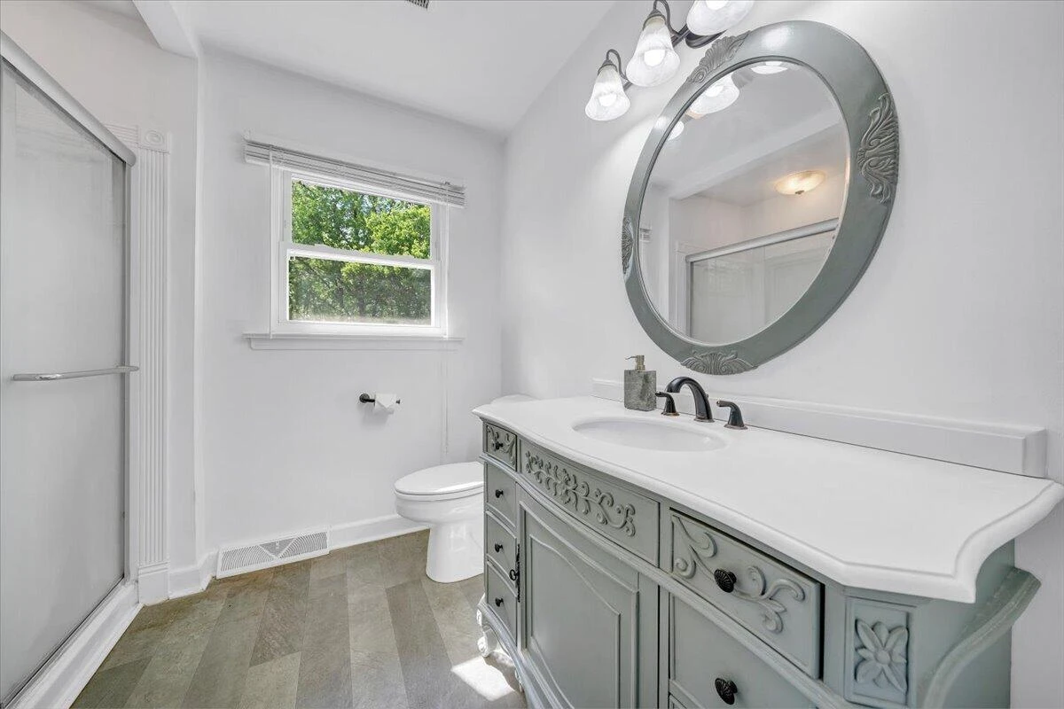 1036 Howell DR - Photo 28