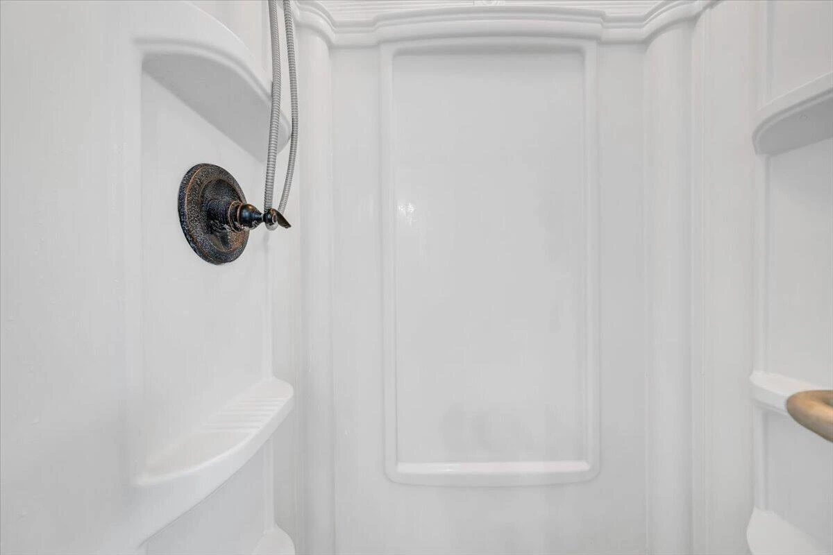 1036 Howell DR - Photo 29