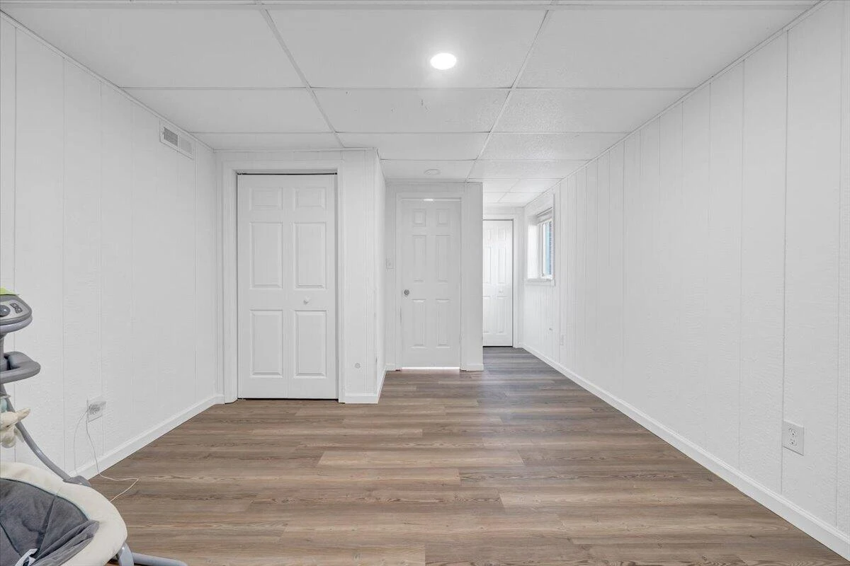 1036 Howell DR - Photo 44