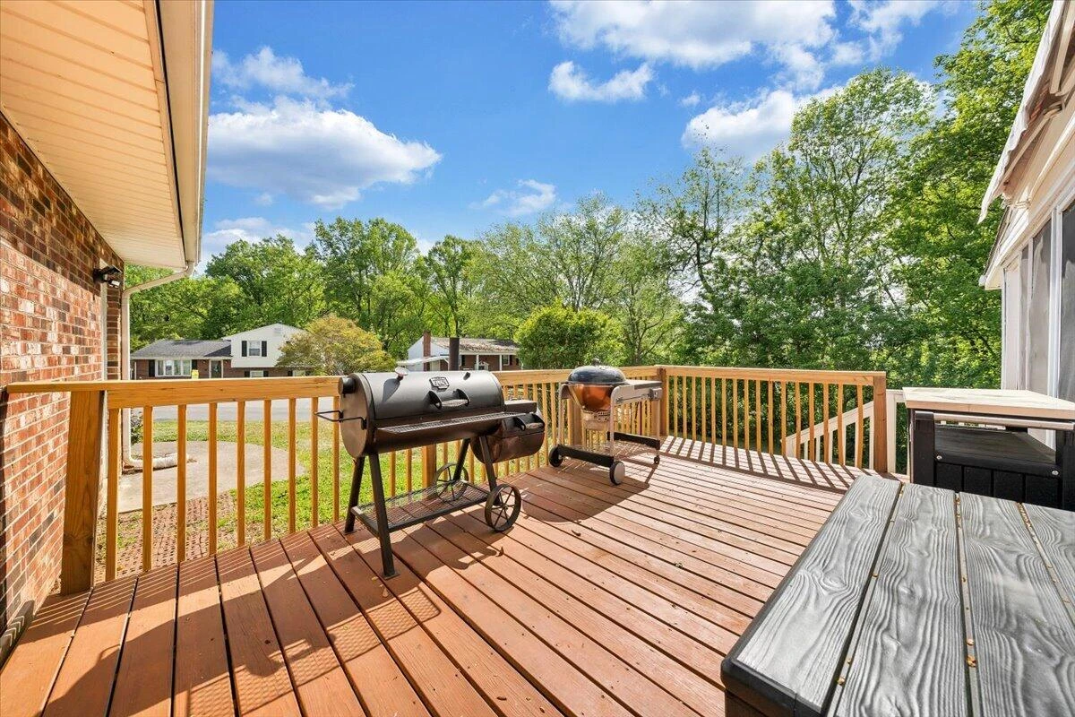 1036 Howell DR - Photo 55